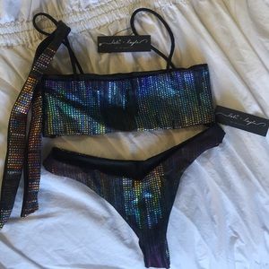 Lali and Layla Simulation Glitch bikini